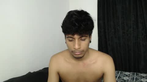 khevinlopezonig online show from October 24, 5:41 am