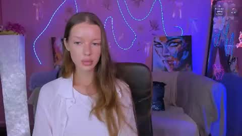 khloebeauty online show from August 8, 12:26 pm