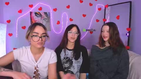 khloebeauty online show from February 18, 8:41 pm