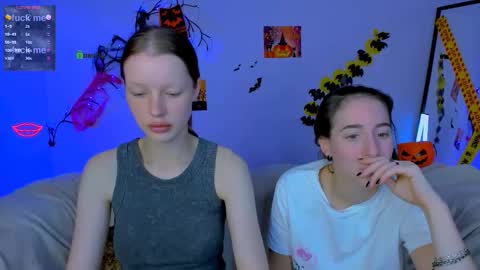 khloebeauty online show from October 23, 7:48 pm