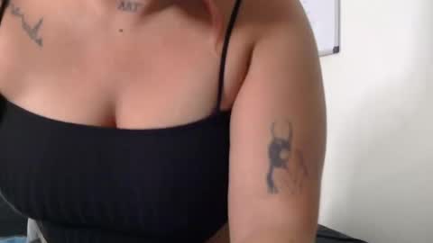 khloeeekarmaaa online show from October 11, 11:52 pm