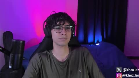 khozler_ online show from November 11, 3:31 am