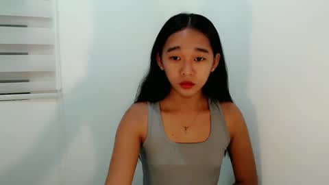 i love bella online show from December 2, 6:49 pm