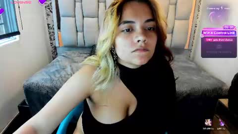 kiara Cruz online show from June 13, 8:19 pm