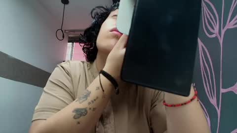 KIARA FOX online show from May 2, 9:53 pm