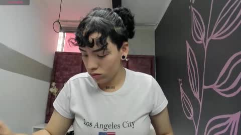 KIARA FOX online show from March 25, 9:43 pm