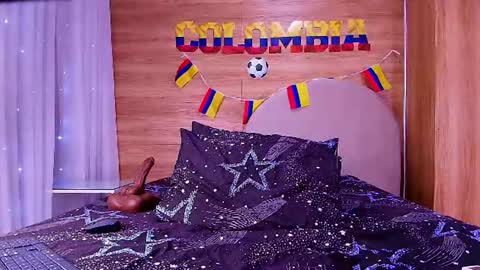 kiaralopez_ online show from June 24, 3:13 am