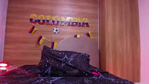 kiaralopez_ online show from July 14, 3:11 am