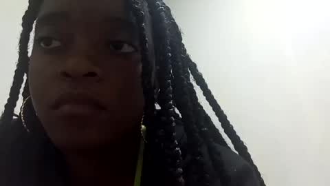 kiaraowens online show from May 18, 9:48 am
