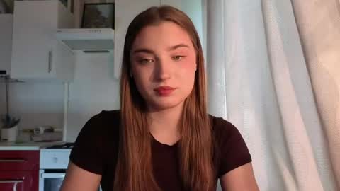 Ola my name is Lissa  Lets hit 10 Thumbs Up together   online show from May 17, 1:53 pm