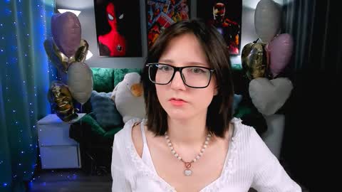 Kika online show from February 18, 2:06 pm