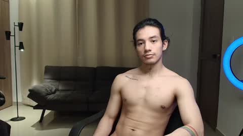 Snapshot of kikeruiz_19 chatting on December 27, 3:48 pm kikeruiz 19 online show from December 27, 3:48 pm