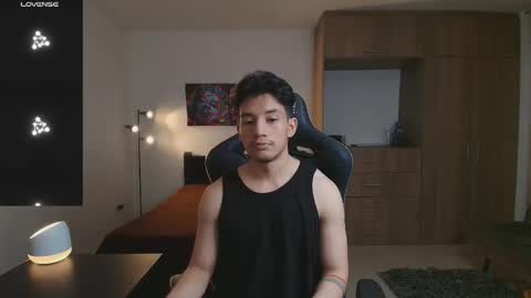 Snapshot of kikeruiz_19 chatting on October 30, 2:12 am kikeruiz 19 online show from October 30, 2:12 am