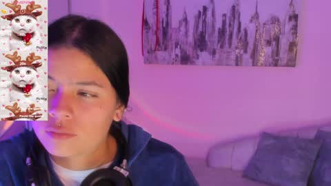 kIKI online show from December 20, 10:16 am