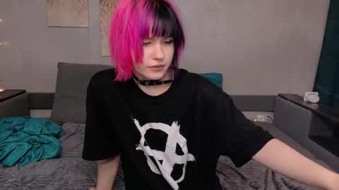 Kiki online show from September 24, 9:32 pm