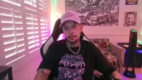 Kenny online show from February 7, 11:08 pm