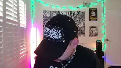 Kenny online show from February 1, 7:00 pm