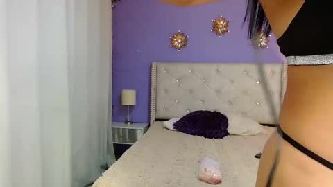 Mia  Kim online show from November 19, 10:47 am