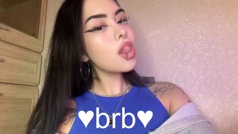 Kim online show from June 18, 6:46 pm
