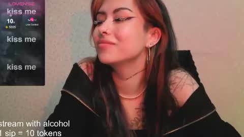 Kim online show from June 11, 9:24 pm