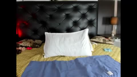 Kim Marquez online show from February 2, 11:34 pm