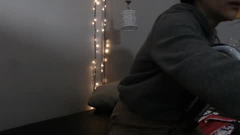 Kim  Yuk online show from January 4, 7:13 pm