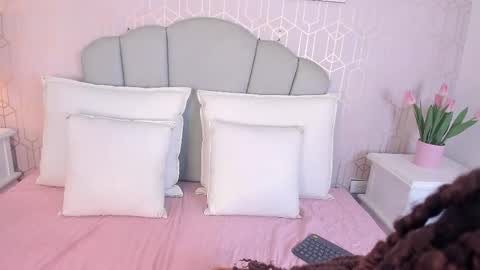 Kimberly online show from February 26, 8:12 pm