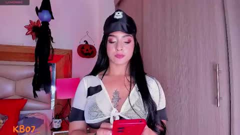 kimberly shaw online show from October 29, 5:36 pm