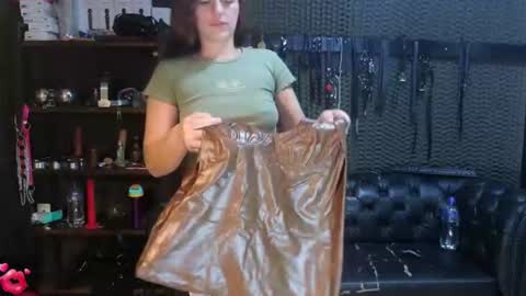  KIMBERLY SWAN  online show from June 16, 6:34 pm