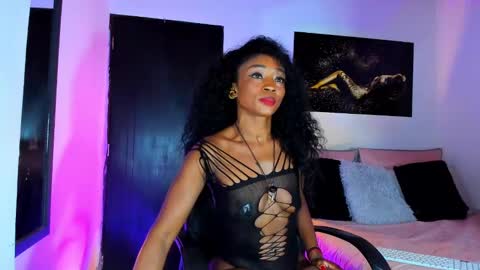 Kimberly Banks online show from February 20, 11:32 pm