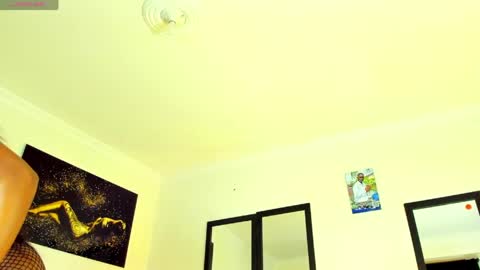 Kimberly Banks online show from June 2, 5:48 pm