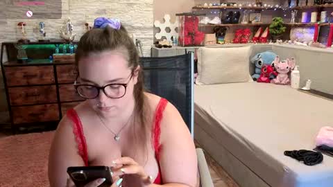 kimberlycaprice online show from July 14, 10:32 am