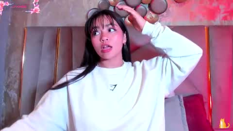  KIM  online show from August 7, 2:32 am