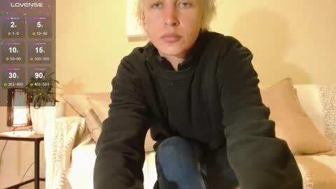 Kim  online show from March 17, 7:19 pm