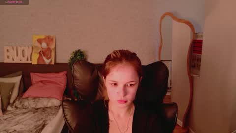 KimEvanss online show from July 23, 5:49 am