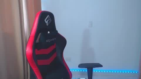 Kim 3 online show from January 23, 9:07 pm