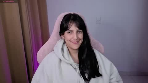 Kim 3 online show from October 2, 5:06 am