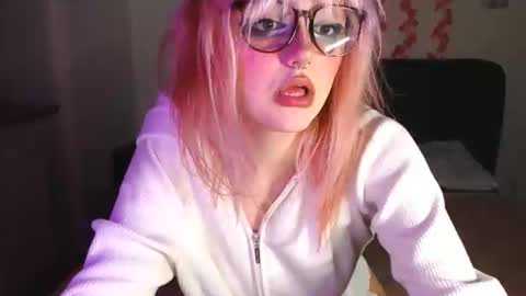 Kimi online show from February 24, 8:12 pm