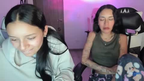 Snapshot of kimmi_foxy chatting on September 27, 12:08 am kimmi online show from September 27, 12:08 am