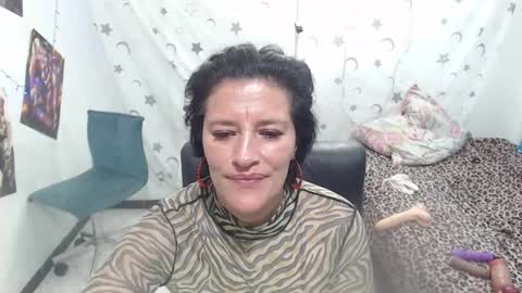 Snapshot of kimmy_sander1 chatting on December 31, 4:38 am Kimmy online show from December 31, 4:38 am