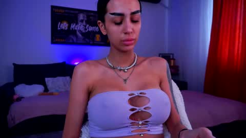 Kim online show from March 12, 10:52 am