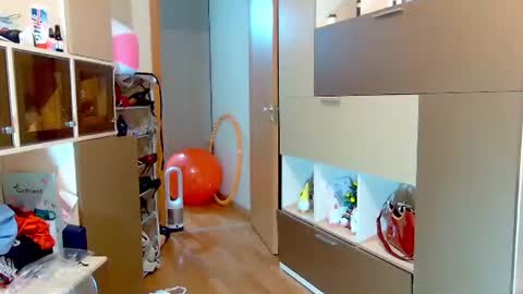 Kim online show from July 21, 7:27 pm