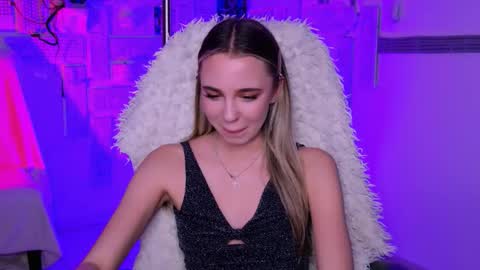 kimporins online show from February 26, 5:05 pm