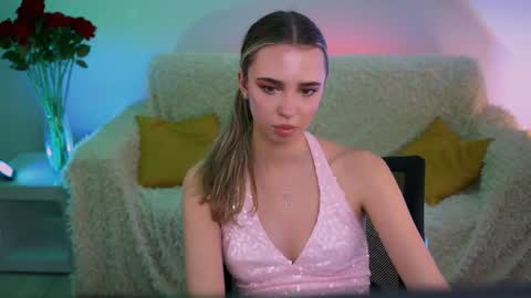 kimporins online show from April 25, 1:52 pm