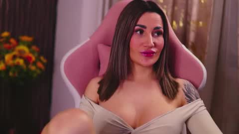 KimSkye online show from March 8, 11:18 pm