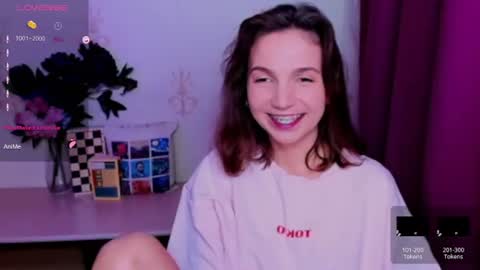 Hazel online show from July 14, 7:02 am