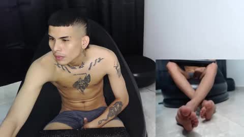 Snapshot of king_bryan19 chatting on February 14, 7:23 pm bryan online show from February 14, 7:23 pm