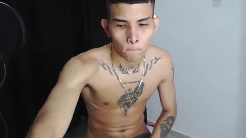 Snapshot of king_bryan19 chatting on January 30, 7:04 pm bryan online show from January 30, 7:04 pm