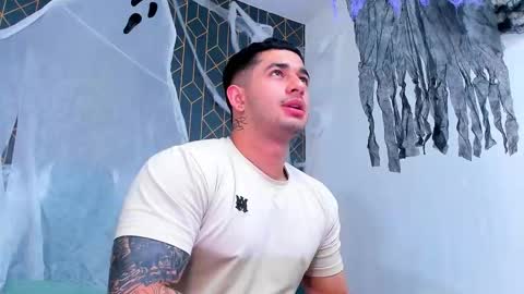 Angel Falconer online show from October 23, 3:41 am