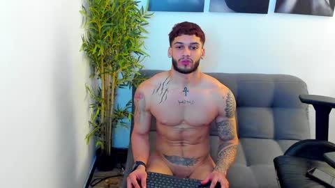 king_of_kings__ online show from January 11, 12:12 am